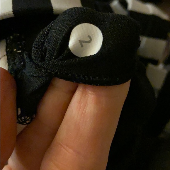 Lululemon built in bra tank - Picture 7 of 7